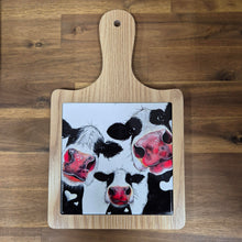 Load image into Gallery viewer, Cow Decorative Cheeseboard Gift | Three Cute Cartoon Cows | Kitchen Serving Gift