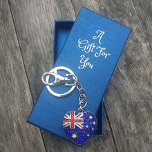 Load image into Gallery viewer, Australian flag heart shaped keyring keychain bag chain boxed gift. Tourism souvenir gifts