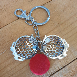 Owl Keyring Gift | Essential Oil Keychain | Red Oil Pads | Owl Lovers Gift
