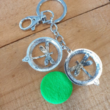 Load image into Gallery viewer, Dragonfly Oil Diffusor Keyring | Bag Chain | Keychain Gift | Essential Oil Pads Green