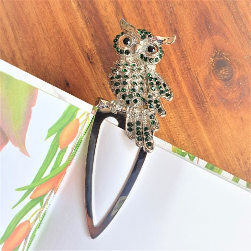 Silver metal bookmark | Owl silver & dark green rhinestones | Boxed in our beautiful blue gift box ready to gift with the writing A Gift For You | Full length 10 cm  | Owl only 4 x 6.5 cm.  View our full range of beautiful gifts, we have something for everyone - Keychains & Gifts Australia.