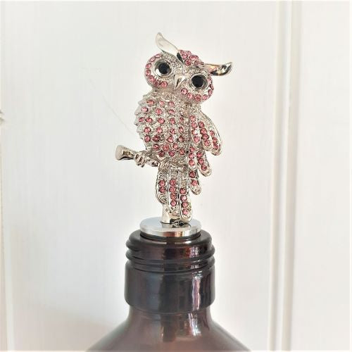 Our beautiful pink owl bottle stopper is there perfect gift for owl lovers. Pop this beautiful owl into your display bottle on the bar, an opened bottle of wine or even the family glass water bottle for the table.  People generally consider owl as symbols of wisdom and knowledge, thanks to the endless owl mythology and folklore references. Owl symbolism can also mean transition and time.